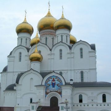 Успенский кафедральный собор в Ярославле