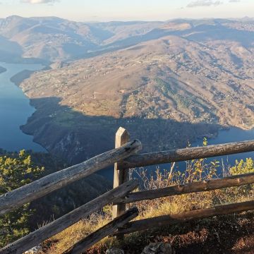 Национальный парк Тара