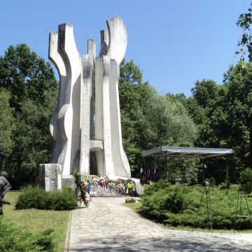 Мемориальный парк Брезовица