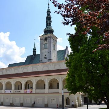 Старая ратуша в Простеёве